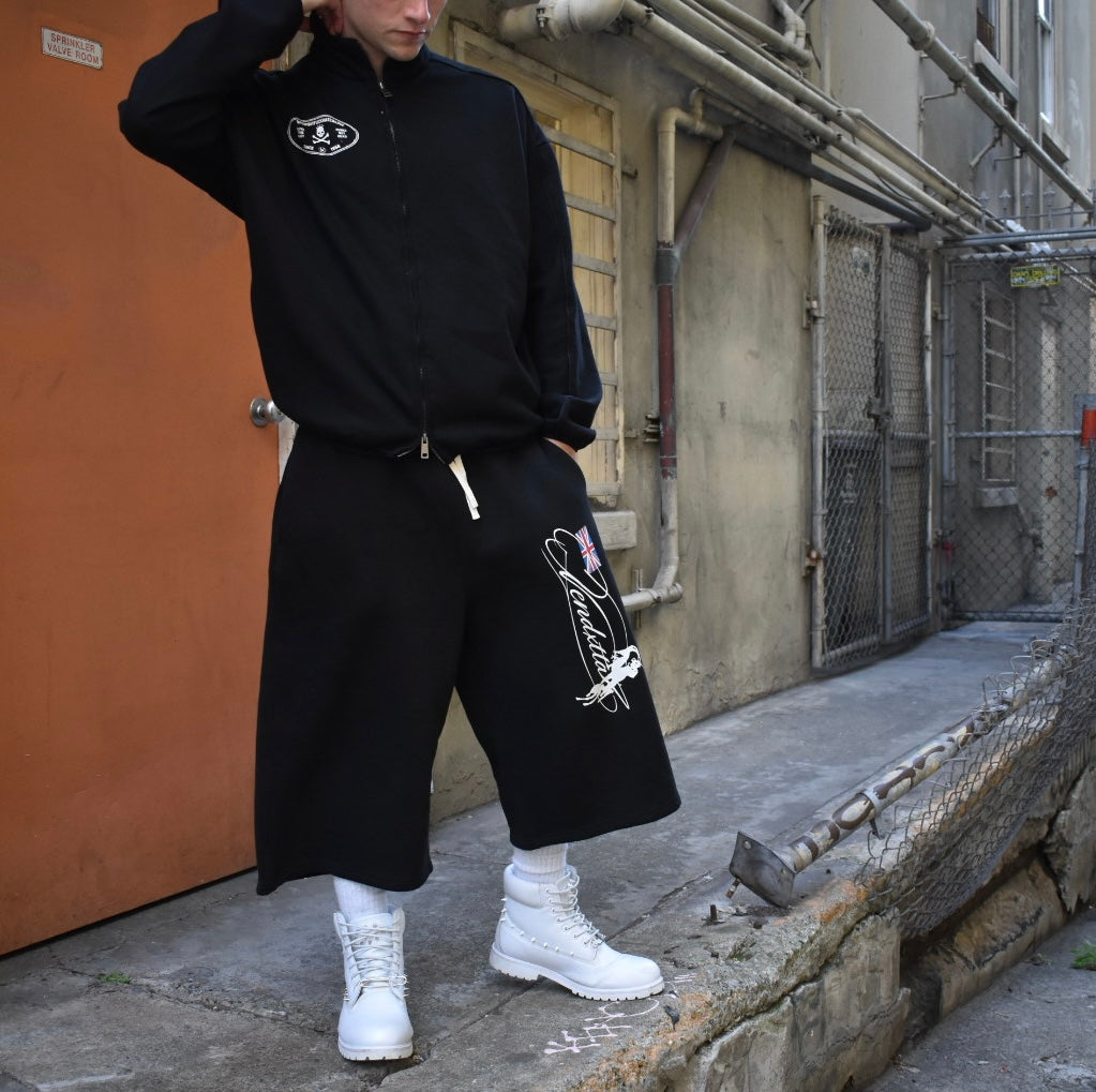 Hidden Division Capri Sweatshorts - Black