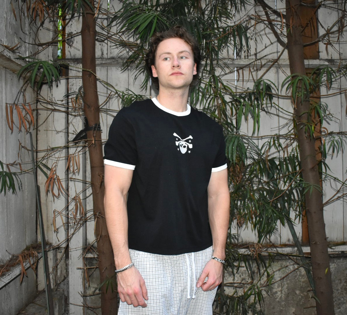 Bone Crest T-Shirt - Black