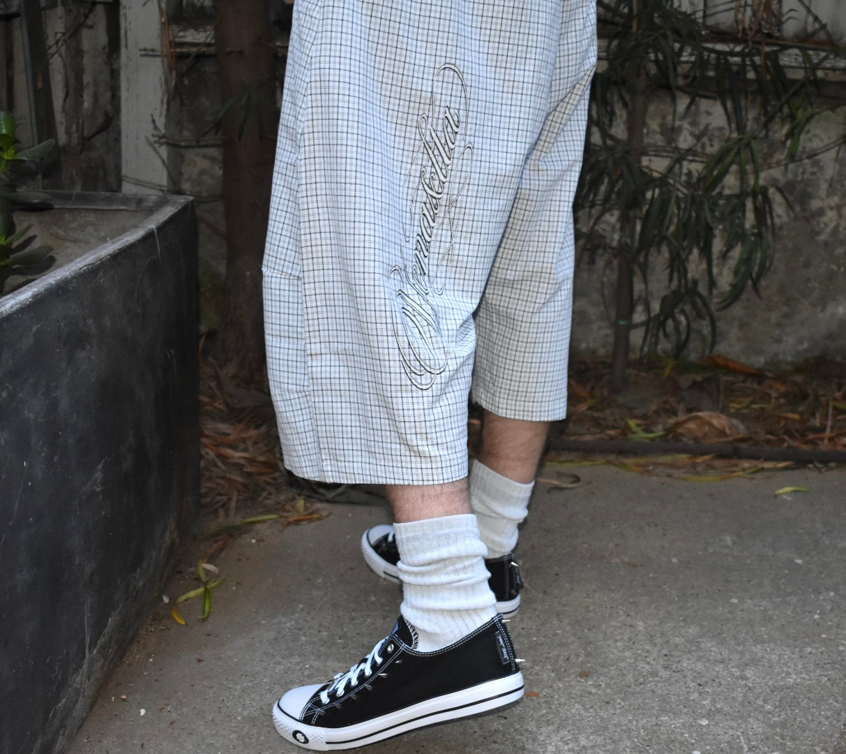 Ironstar Low - Black
